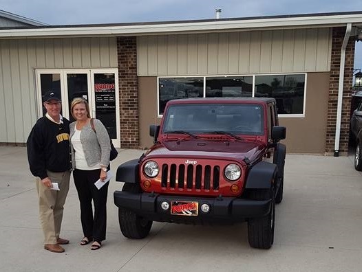  Runde Jeep Dealer Marion Iowa